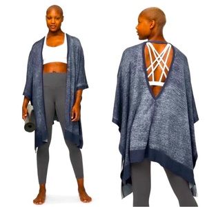 Lululemon Throw It On Wrap